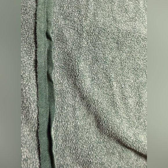 American Eagle Outfitters Seriously Huggable Oversized Green Sweatshirt - Picture 9 of 9